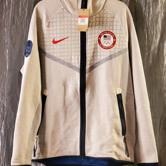 Nike White And Navy Olympic Full-Zip Jacket - Picture 1 of 5